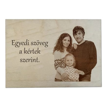 Gravírozott fatábla egyedi szöveggel és fotóval 20x14 cm